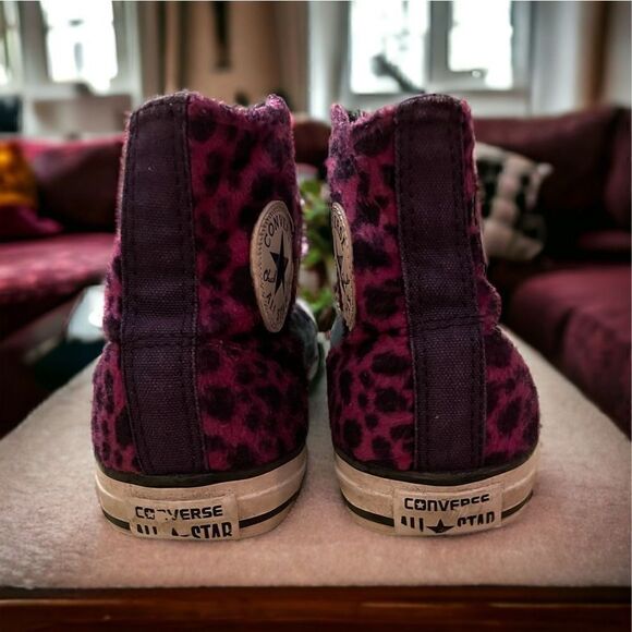 Converse CTAS Girl's Pre-owned Purple/Black Leopard Hi Top Sneakers -sz. 5 RARE - Picture 3 of 5